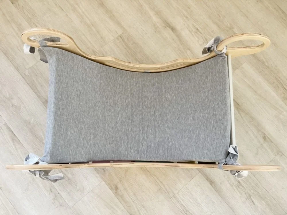 Minkšta pagalvėlė didelėms Montessori sūpynėms - Image 9