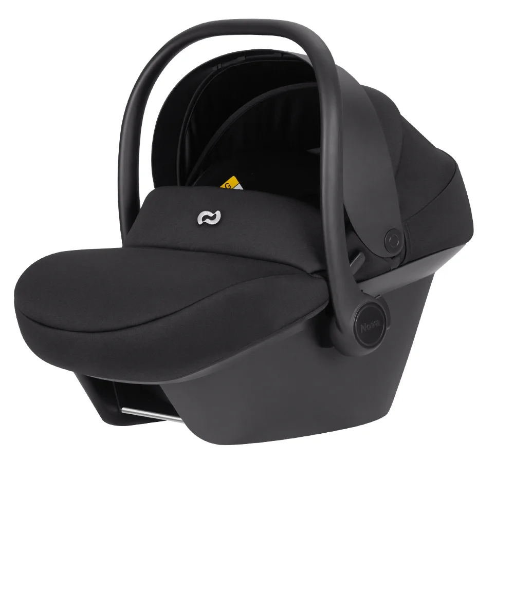 Automobilinė kėdutė Carrello Nova su ISOFIX baze, spalva Black Line